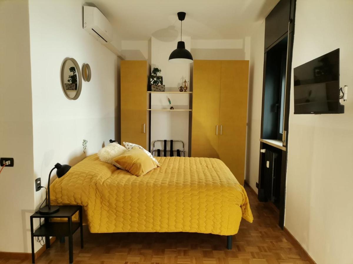 Guesthouse Tree Rooms Industrial 베르가모 외부 사진