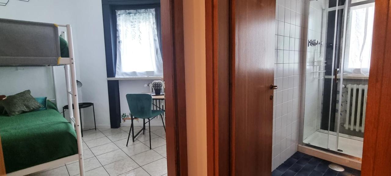 Guesthouse Tree Rooms Industrial 베르가모 외부 사진