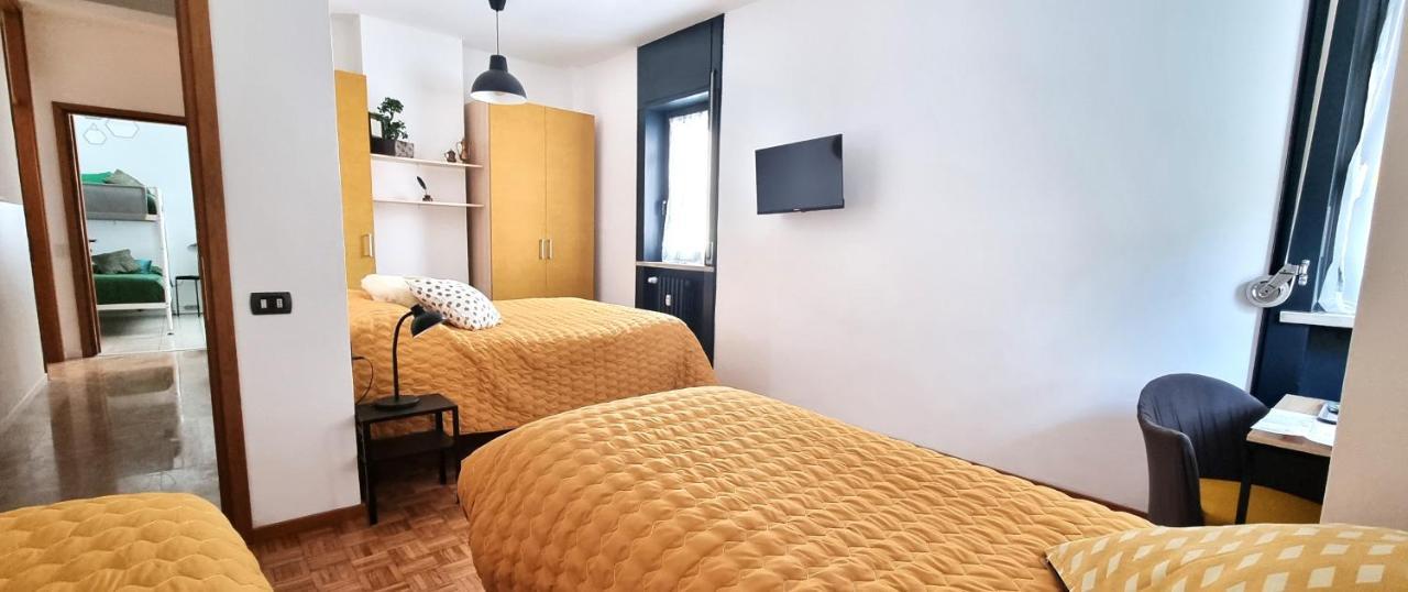 Guesthouse Tree Rooms Industrial 베르가모 외부 사진