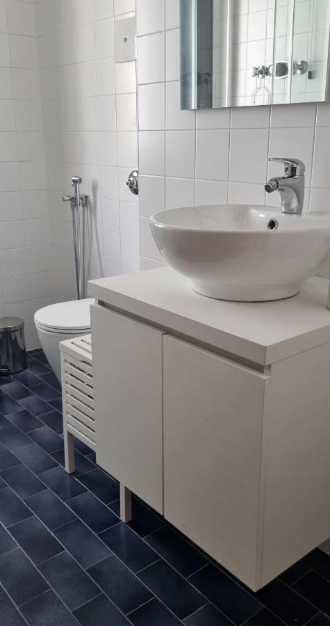 Guesthouse Tree Rooms Industrial 베르가모 외부 사진
