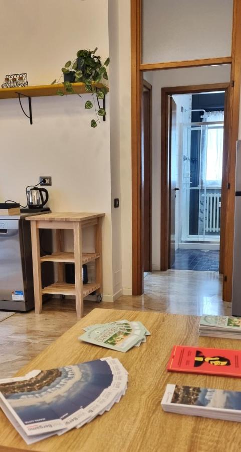 Guesthouse Tree Rooms Industrial 베르가모 외부 사진