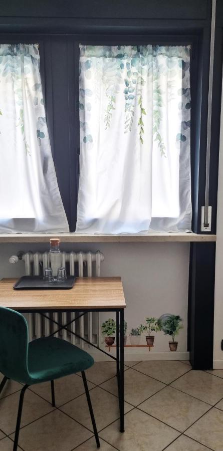 Guesthouse Tree Rooms Industrial 베르가모 외부 사진